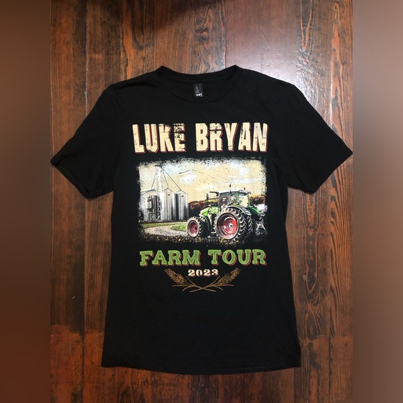 Luke Bryan Farm Tour Concert Shirt 2022 Tractor Ladies Small - Picture 1 of 8